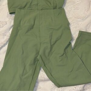 Green aerie leggings